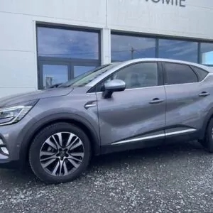 RENAULT CAPTUR II 1.6 E-TECH PLUG-IN 160 INITIALE PARIS
