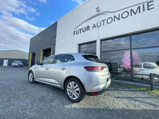 RENAULT MEGANE IV 1.5 BLUE DCI 115 BUSINESS – Image 6