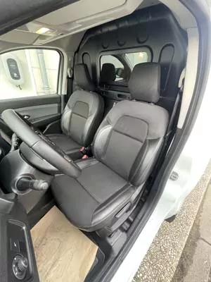 RENAULT EXPRESS VAN 1.5 BLUE DCI 95 CONFORT – Image 6