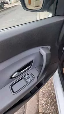 RENAULT EXPRESS VAN 1.5 BLUE DCI 95 CONFORT – Image 8