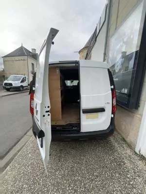 RENAULT EXPRESS VAN 1.5 BLUE DCI 95 CONFORT – Image 9