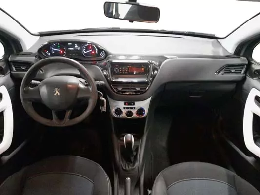 PEUGEOT 208 1.6 BLUEHDI 75 BVM5 LIKE – Image 8