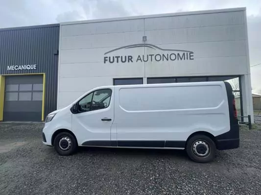 RENAULT TRAFIC 2.0 BLUE DCI 130 GRAND CONFORT L2H1 3000KG – Image 4