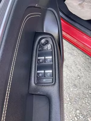 RENAULT ARKANA E-TECH FULL HYBRID 145-23 TECHNO – Image 17