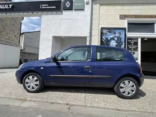 RENAULT CLIO II PHASE 3 1.2 60 CAMPUS AUTHENTIQUE – Image 5