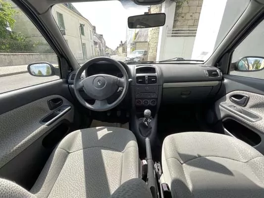 RENAULT CLIO II PHASE 3 1.2 60 CAMPUS AUTHENTIQUE – Image 6
