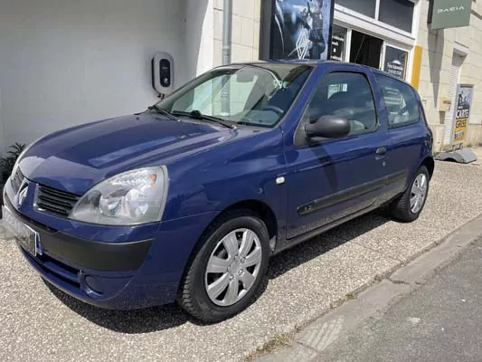 RENAULT CLIO II PHASE 3 1.2 60 CAMPUS AUTHENTIQUE – Image 3